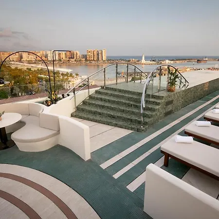 Only Hotell 5*
